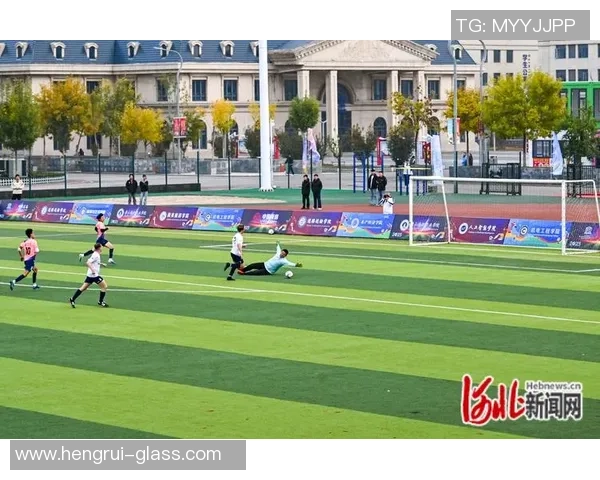 足球星空款点亮赛场激情演绎璀璨梦想与青春热血辉煌