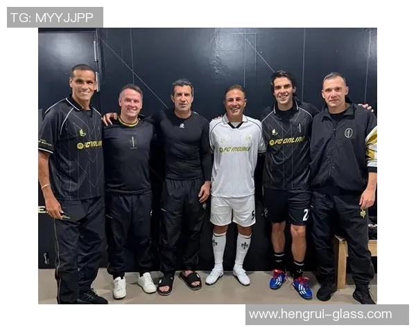 走进足球顶级球星的奢华日常与背后鲜为人知的真实人生故事 走进足球顶级球星的奢华日常与背后鲜为人知的真实人生故事